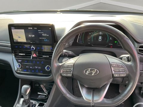 Hyundai IONIQ 1.6 h-GDi 1st Edition DCT Euro 6 (s/s) 5dr 2