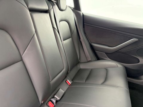 Tesla Model 3 Model 3 Performance AWD 4WD 4dr 24