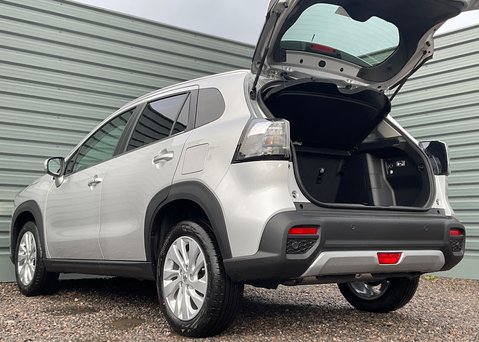 Suzuki S-Cross 1.4 Mild Hybrid MOTION 19