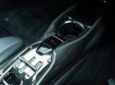 Ferrari SF90 Stradale 20