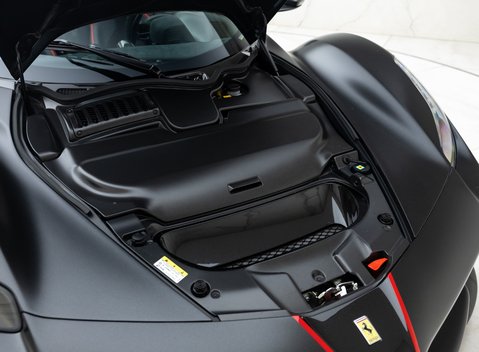 Ferrari LaFerrari Aperta 74