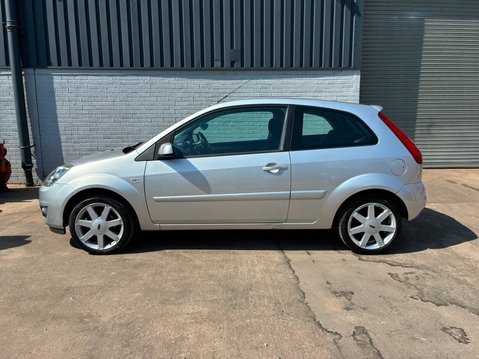 Ford Fiesta 1.25 Zetec Blue Edition 3dr 4