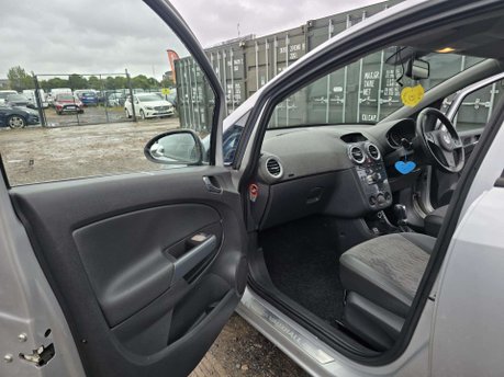 Vauxhall Corsa 1.4 16V SE Hatchback 5dr Petrol Auto Euro 5 (100 ps) 27