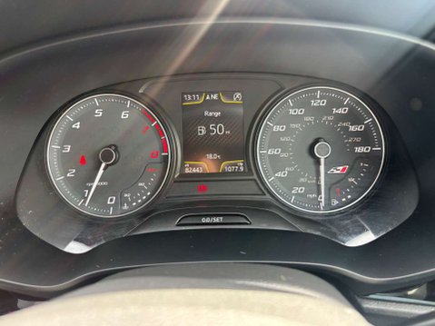 SEAT Leon 2.0 TSI Cupra 280 Hatchback 5dr Petrol Manual Euro 6 (s/s) (280 ps) 37