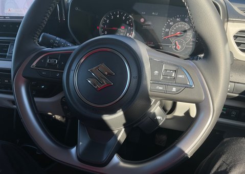 Suzuki Swift MOTION 21