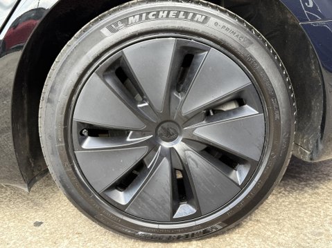 Tesla Model 3 Saloon 4dr Electric Auto RWD (208 ps) 16