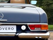 Mercedes-Benz SL Series 280 SL 22