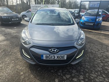 Hyundai i30 CRDI CLASSIC BLUE DRIVE 1