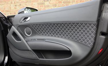 Audi R8 V10 Spyder 6