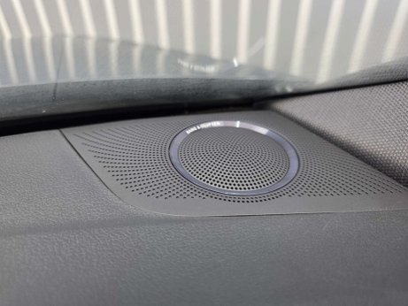 Audi RS4 4.2 FSI V8 Estate 5dr Petrol S Tronic quattro Euro 5 (450 ps) 11