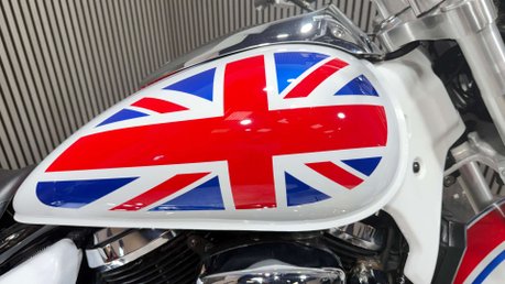 Suzuki Intruder 1500 2012 ONLY 16K FRESHLY PAINTED UNION JACK MOT SEP 2027 40