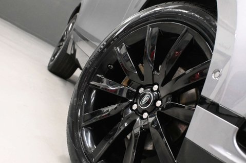 Land Rover Range Rover Velar 2.0 Range Rover Velar R-Dynamic SE D180 Auto 4WD 5dr 11