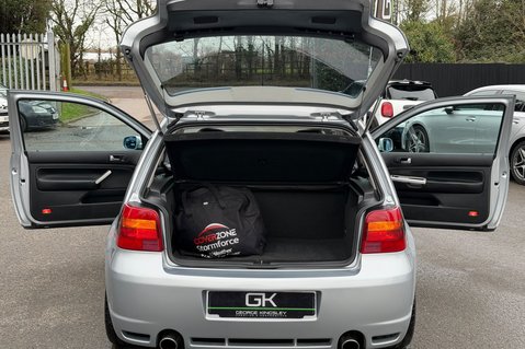 Volkswagen Golf R32 - STUNNING CAR - £15K SPENT ON RECENT RESTO -NEW CLUTCH -NEW MOT 17