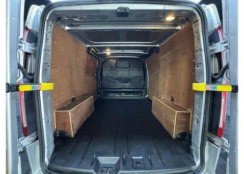 Ford Transit Custom 2.0 280 EcoBlue Limited Panel Van 5dr Diesel Manual L1 H1 Euro 6 (130 ps) 34