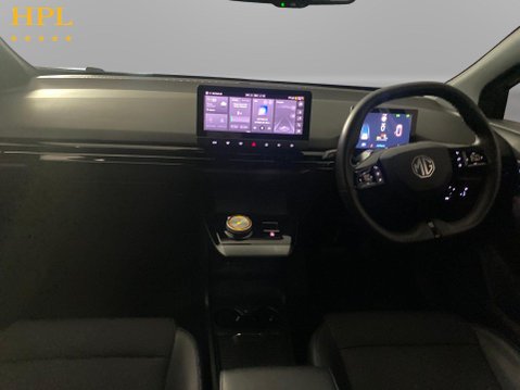 MG MG4 64kWh Trophy Long Range Hatchback 5dr Electric Auto (203 ps) Alloys - Air C 18