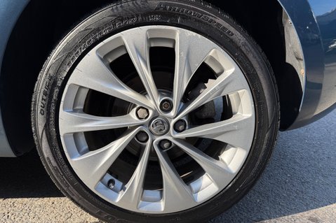 Vauxhall Astra TECH LINE CDTI - ULEZ COMPLIANT - £20 ROAD TAX - MOT FEBRUARY - PX TO CLEAR 47