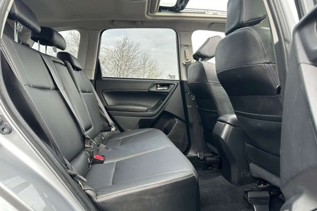 Subaru Forester 2.0 Forester i XT Symmetrical AWD CVT 4WD 5dr 33
