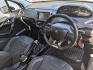 Peugeot 2008 PURETECH S/S GT LINE 6