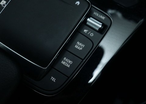 Mercedes-Benz CLA Class 1.3 CLA250e 15.6kWh AMG Line (Premium) Coupe 4dr Petrol Plug-in Hybrid 8G-D 34