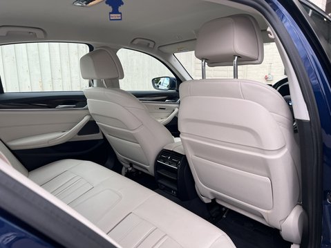 BMW 5 Series (Sold) 3.0 530d SE Saloon 4dr Diesel Auto xDrive Euro 6 (s/s) (265 ps) 12