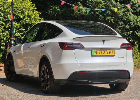 Tesla Model Y ModeL Y Long Range AWD 4WD 5dr 21