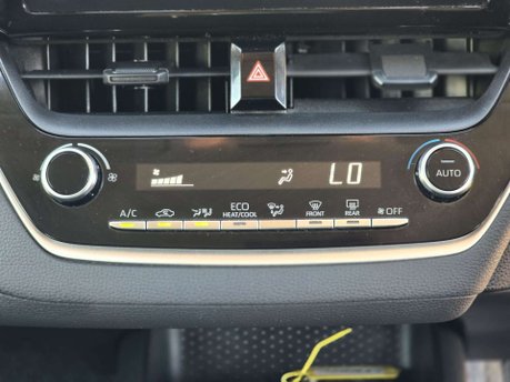 Toyota Corolla 1.8 VVT-h Design Touring Sports 5dr Petrol Hybrid CVT Euro 6 (s/s) (122 ps) 26