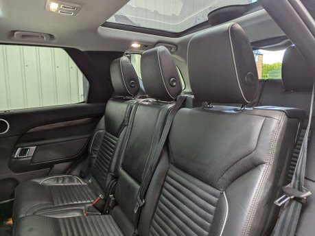 Land Rover Discovery 3.0 Discovery HSE TD6 Auto 4WD 5dr 65