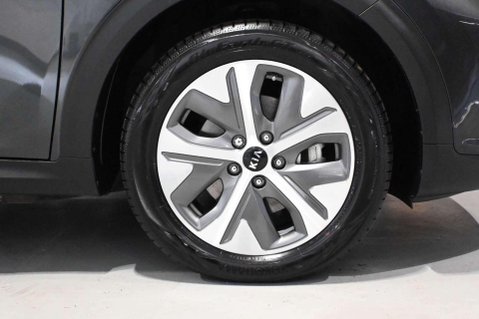 Kia Niro 4 PLUS 13