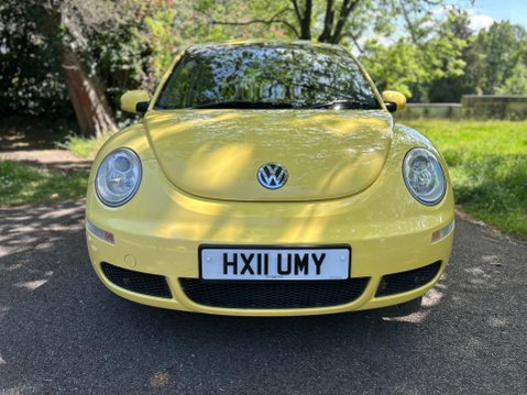 Volkswagen Beetle LUNA 8V 10
