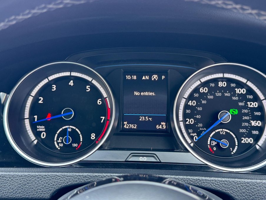 2016 Volkswagen Golf — image 43
