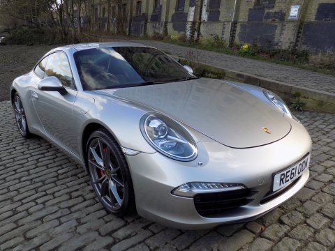Porsche 911 991.1 CARRERA S 33