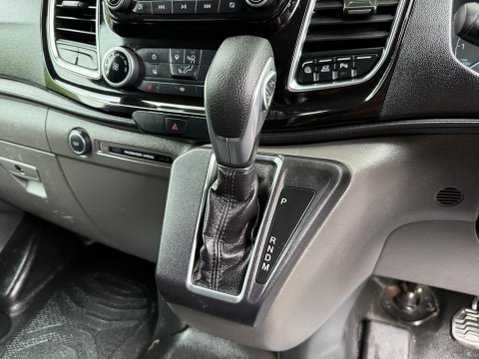 Ford Transit Custom 300 LIMITED P/V ECOBLUE 30