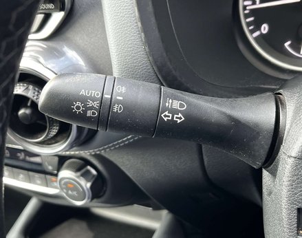 Nissan Juke 1.0 Juke Tekna DiG-T 5dr 55