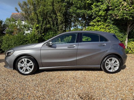 Mercedes-Benz A Class 2.1 A200d Sport (Premium Plus) 7G-DCT Euro 6 (s/s) 5dr 5