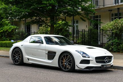 Mercedes-Benz SLS Black Series 2
