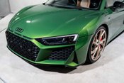 Audi R8 V10 PERFORMANCE EDITION. RWD. SONOMA GREEN. CARBON EXT. FULL PPF. B&O. 27