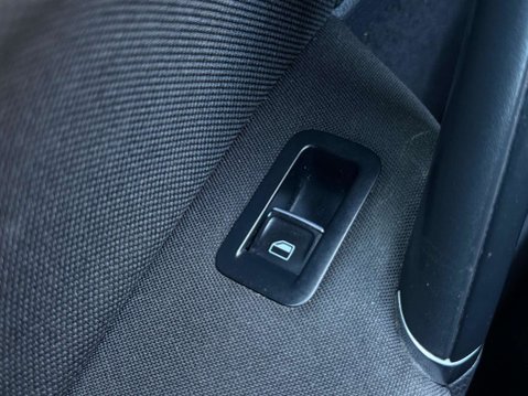 Volkswagen Golf 2.0 TDI BlueMotion Tech GTD DSG Euro 6 (s/s) 5dr 74