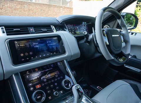 Land Rover Range Rover Sport 5.0 SVR 17