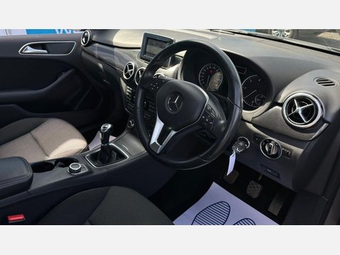 Mercedes-Benz B Class 1.5 B180 CDI ECO SE MPV 5dr Diesel Manual Euro 5 (s/s) (109 ps) 7