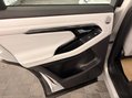 Land Rover Range Rover Evoque 2.0 P200 MHEV SE Auto 4WD Euro 6 (s/s) 5dr 35