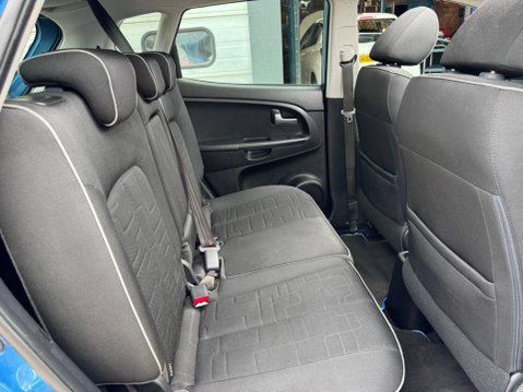 Kia Venga 1.6 3 Auto Euro 5 5dr 24