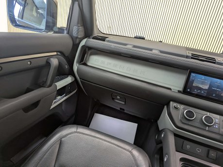 Land Rover Defender 3.0 Defender XS Edition MHEV Auto 4WD 5dr 55