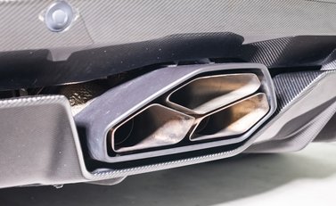 Lamborghini Aventador S LP 740-4 38