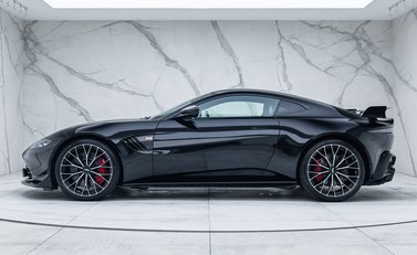Aston Martin Vantage F1 EDITION 2