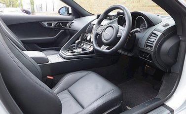 Jaguar F-Type S V8 Convertible 6