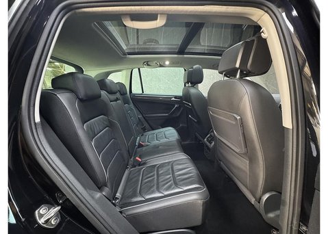Volkswagen Tiguan 2.0 TDI SEL SUV 5dr Diesel DSG 4Motion Euro 6 (s/s) (150 ps) 41