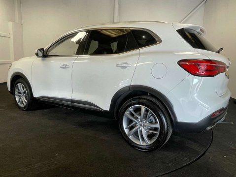 MG HS 1.5 MG HS Exclusive 5dr 3