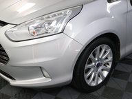 Ford B-Max TITANIUM X NAVIGATOR 31