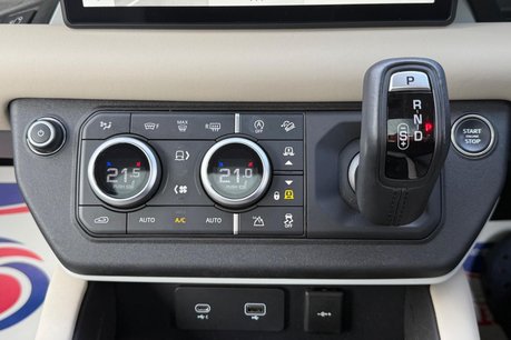 Land Rover Defender XS EDITION 69