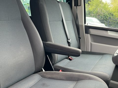 Volkswagen Transporter T30 TDI KOMBI TRENDLINE BMT 33